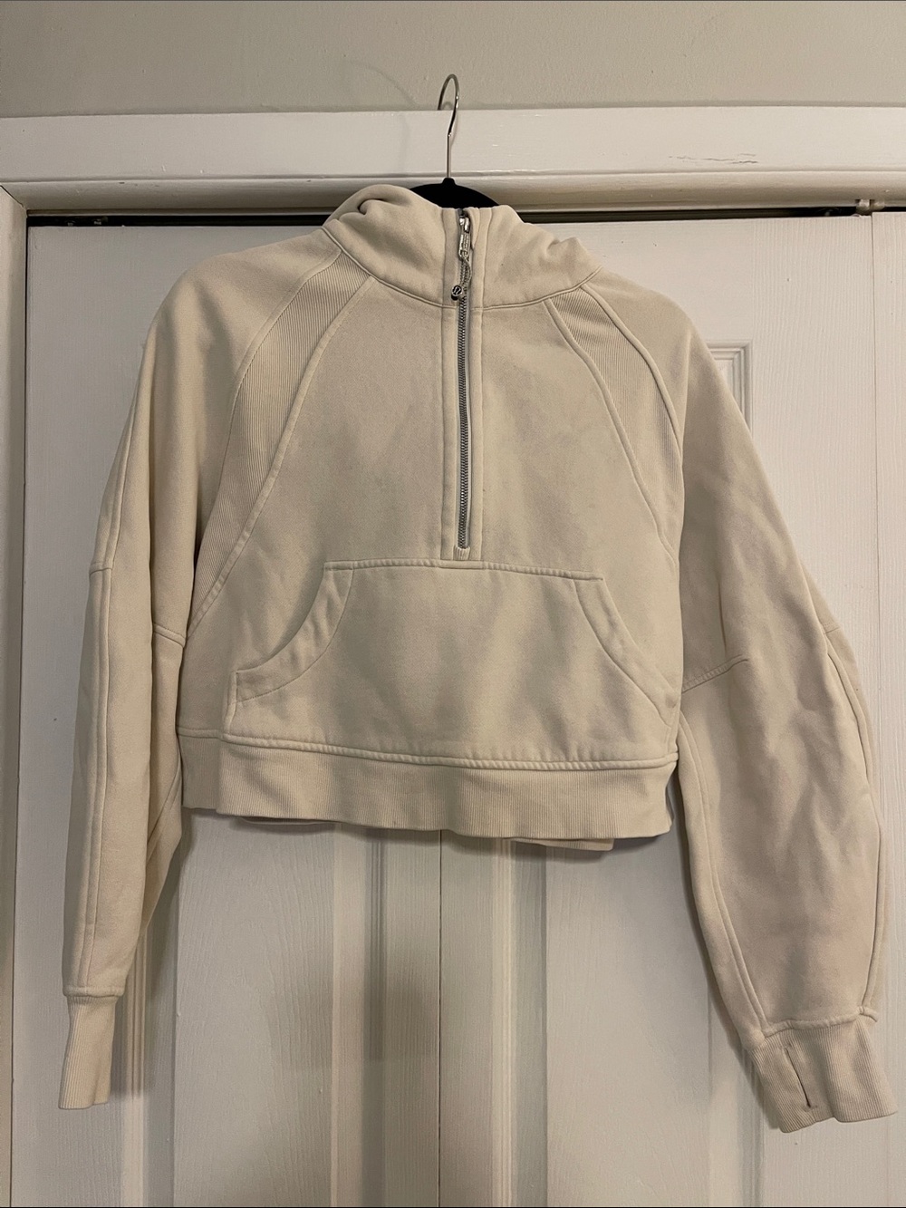 Lululemon Women’s Cream Quarter-Zip Cropped Pullover